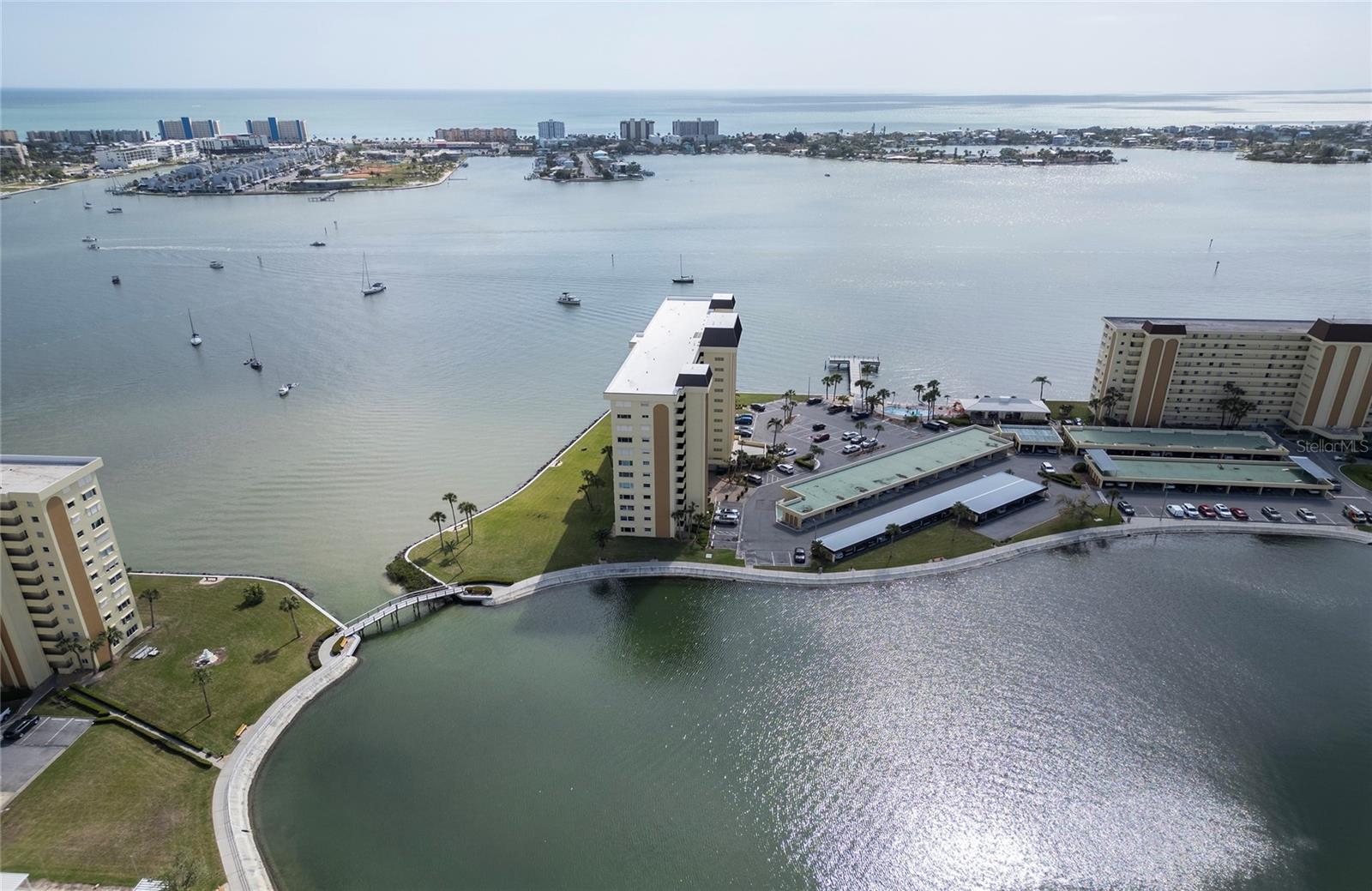 CONTINENTAL TOWERS CONDO - Residential