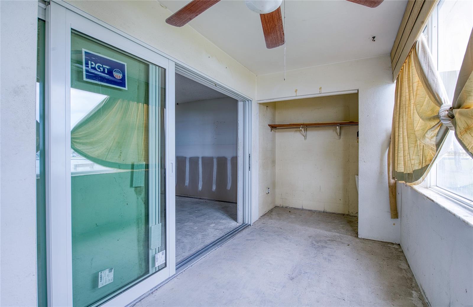 CONTINENTAL TOWERS CONDO - Residential