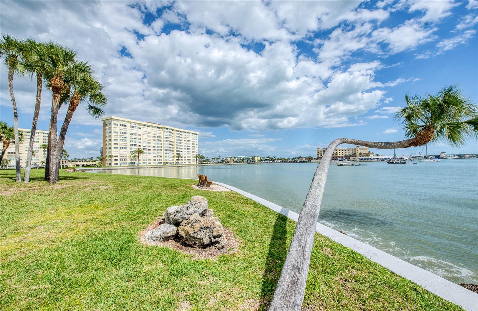 CONTINENTAL TOWERS CONDO - Residential