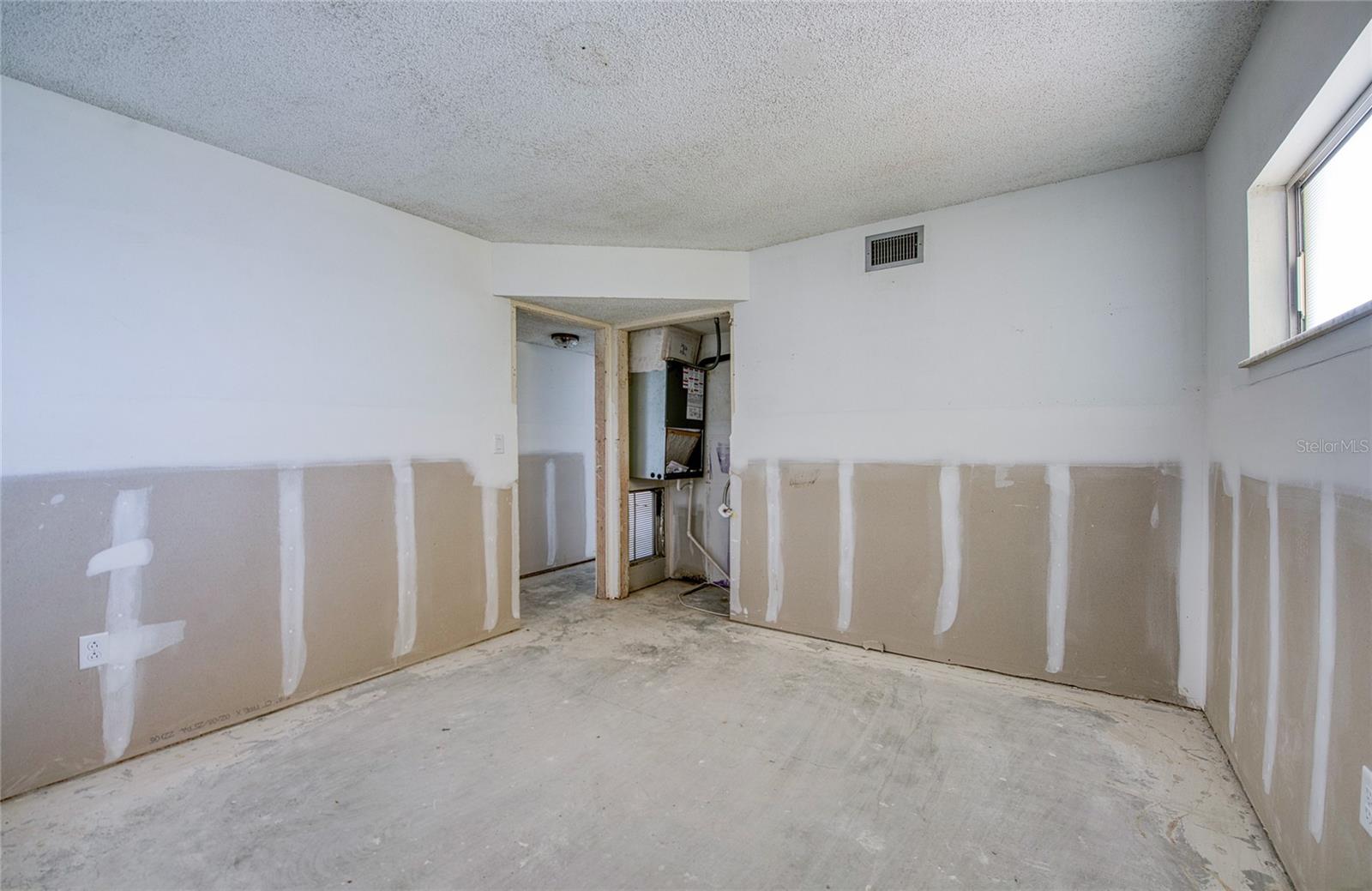 CONTINENTAL TOWERS CONDO - Residential