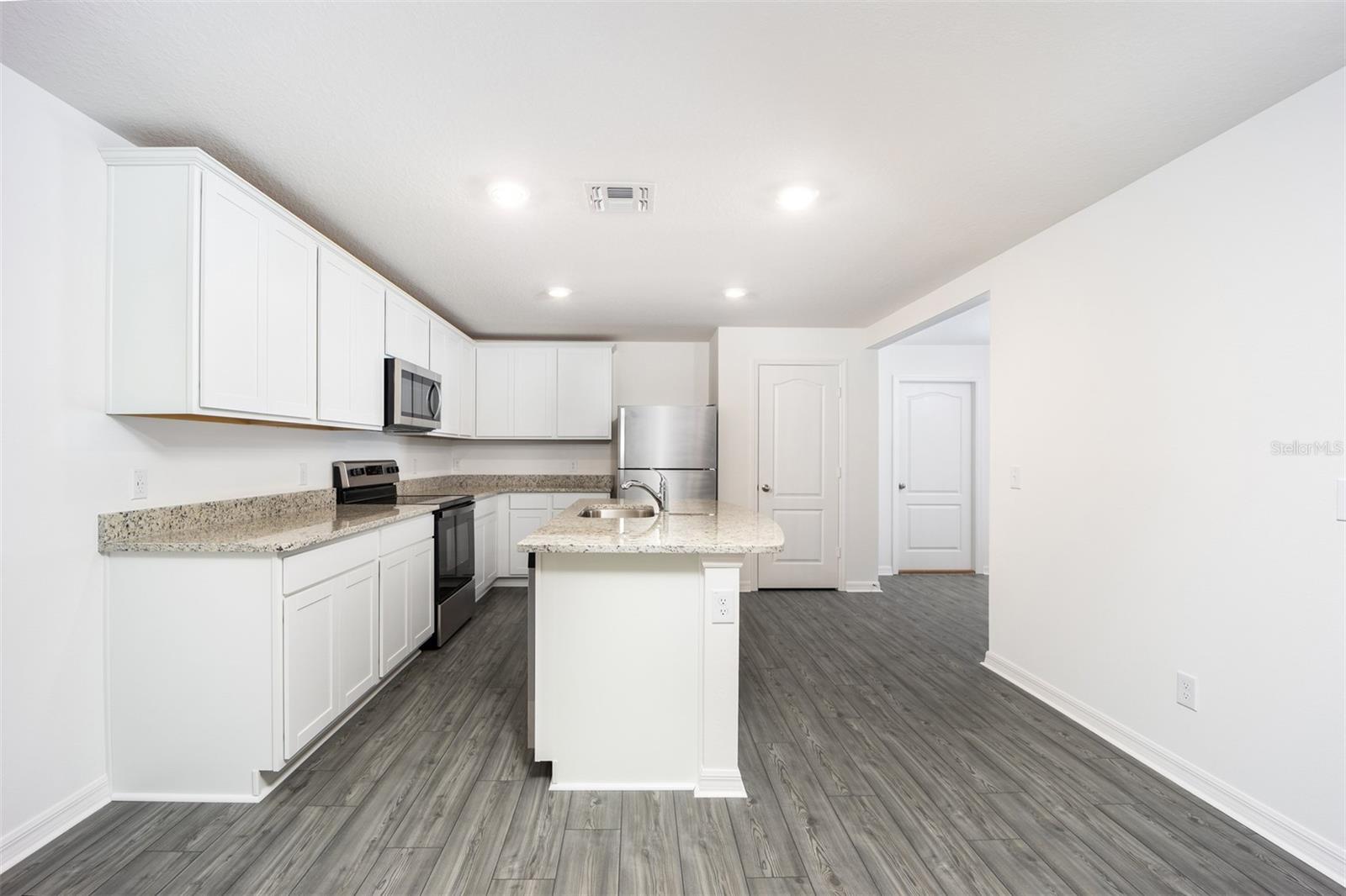 GUM LAKE PRESERVE - Residential