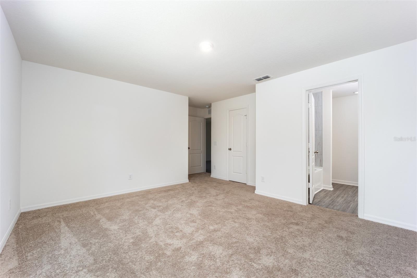 GUM LAKE PRESERVE - Residential