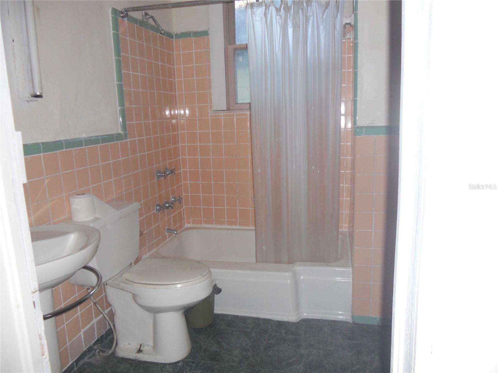 BROWN ADD - Residential