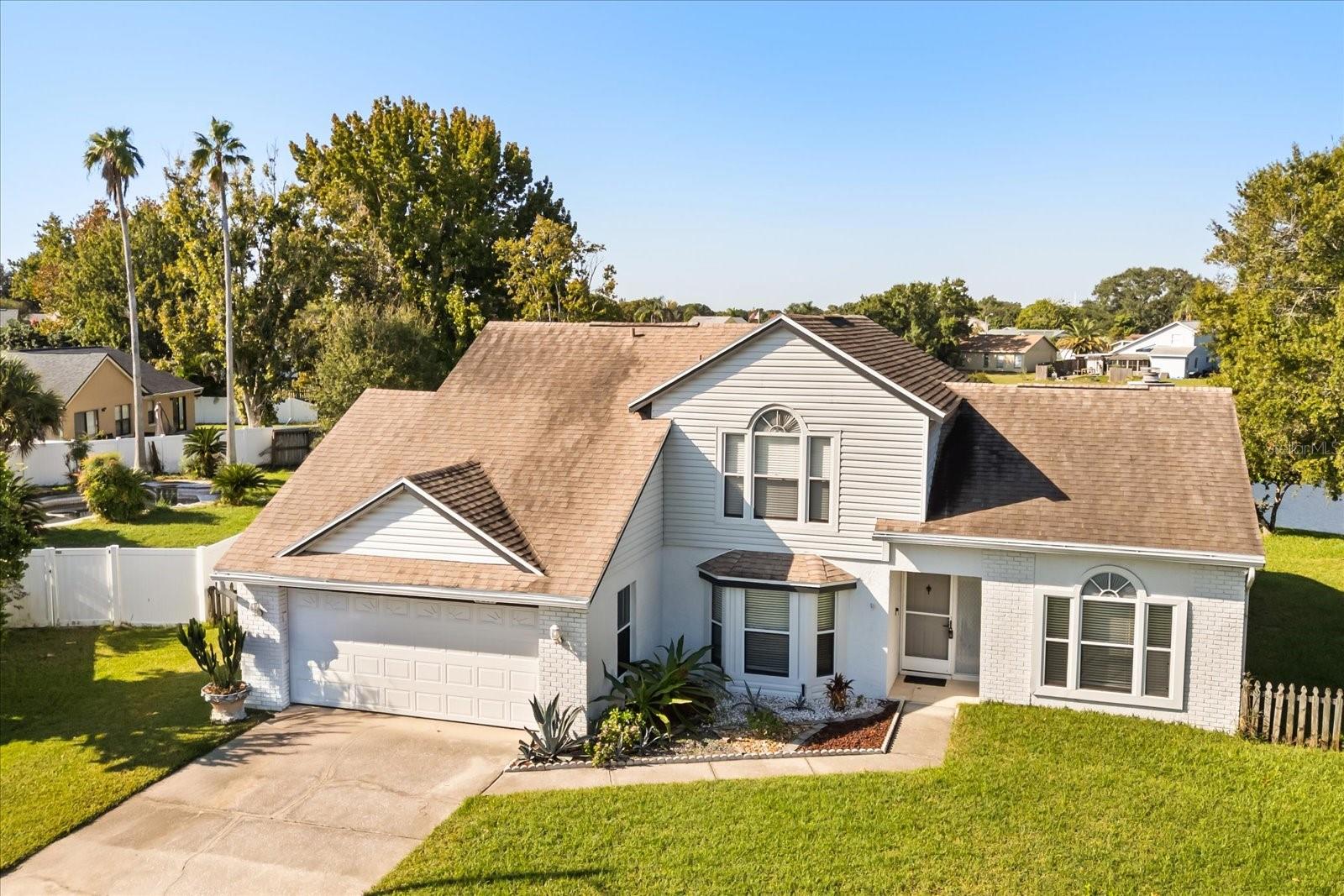 WHISPER LAKES - Residential