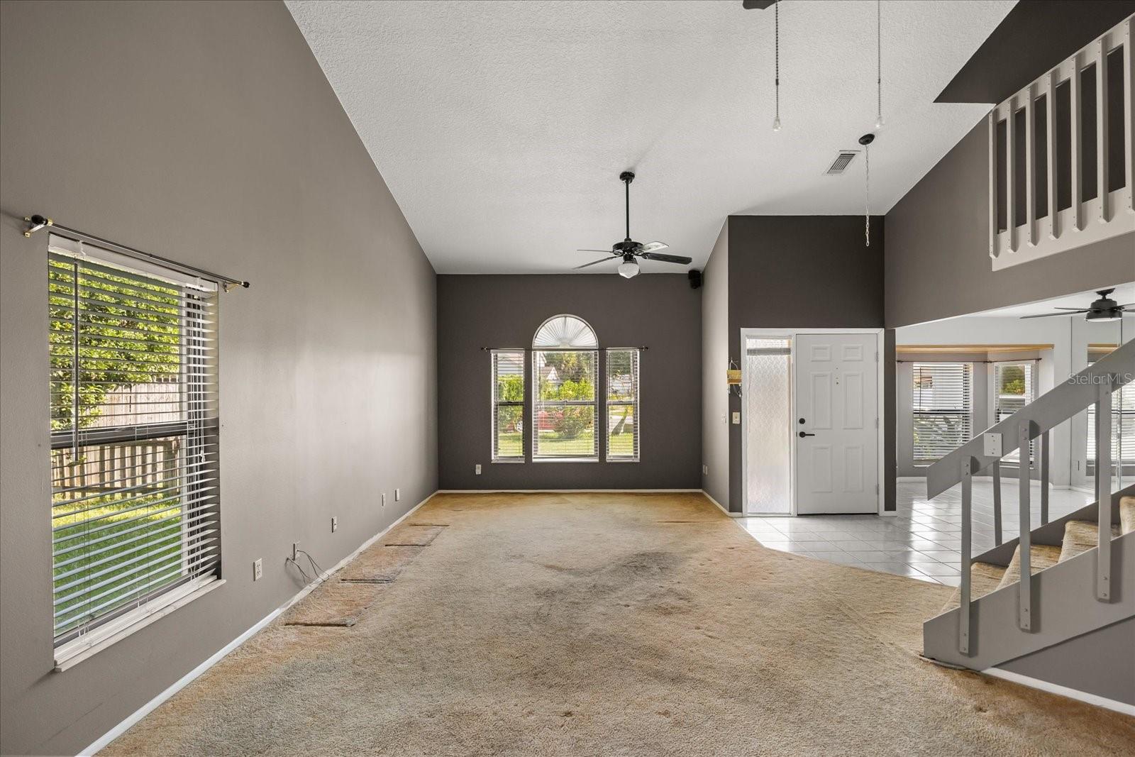 WHISPER LAKES - Residential