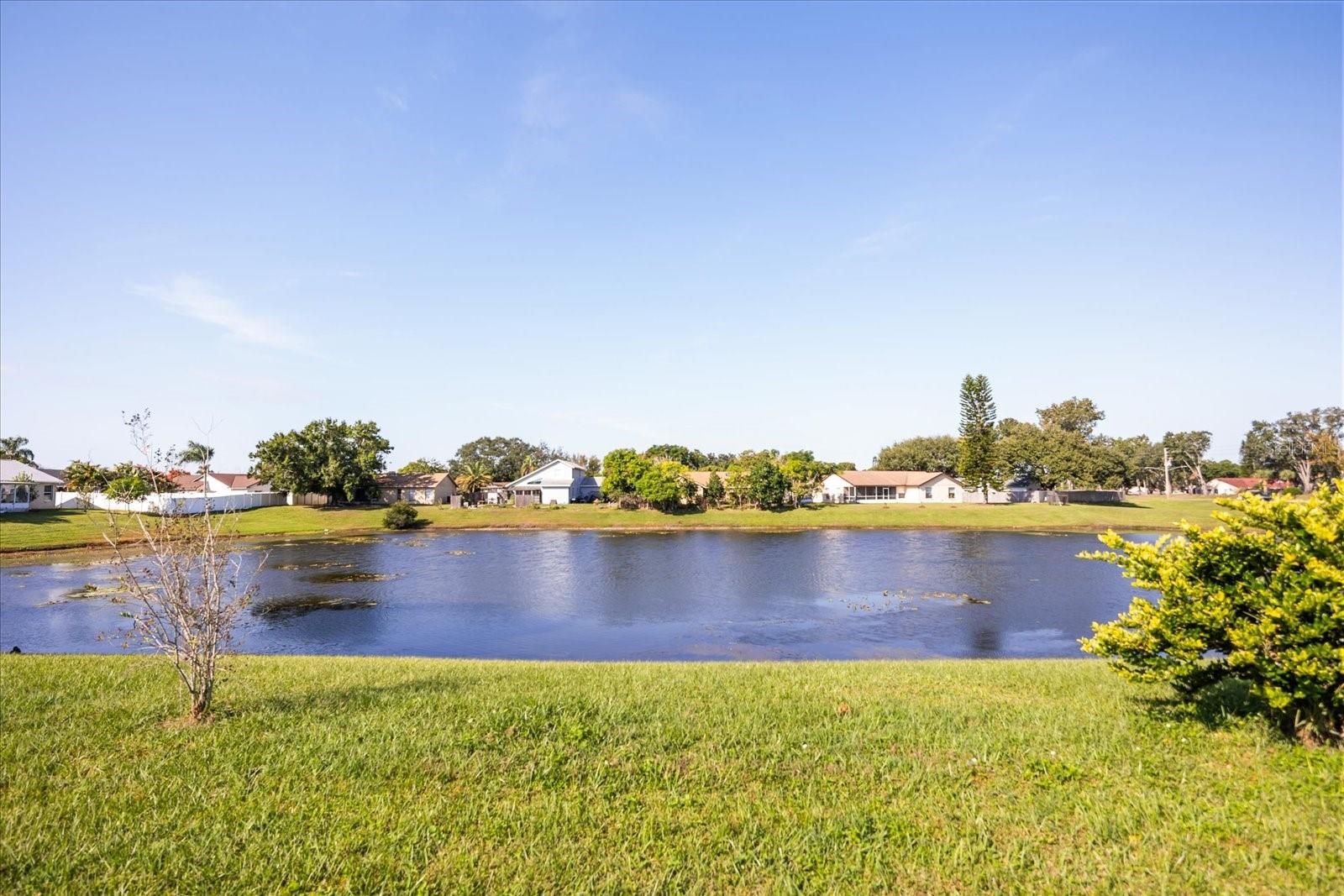 WHISPER LAKES - Residential