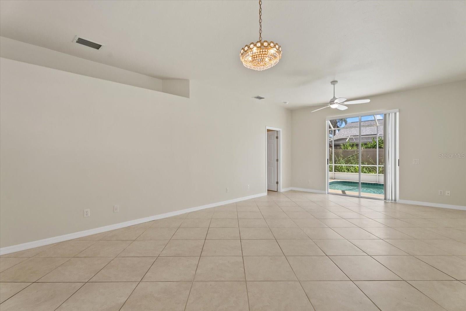 4350 BEEKMAN PLACE 108, SARASOTA, FL, 34235 3 4350 BEEKMAN PLACE 108