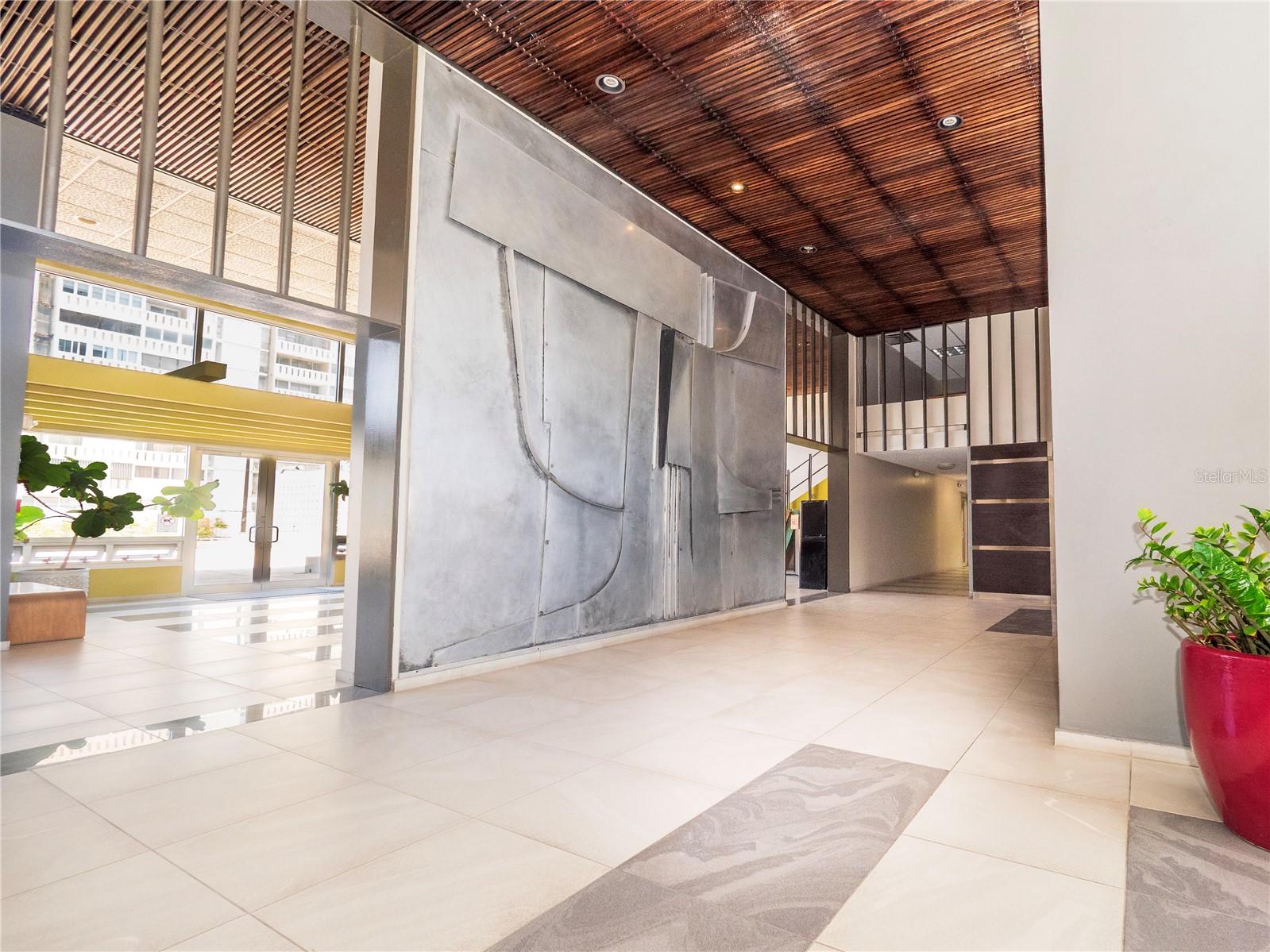 COND TORRE DEL MAR - Residential