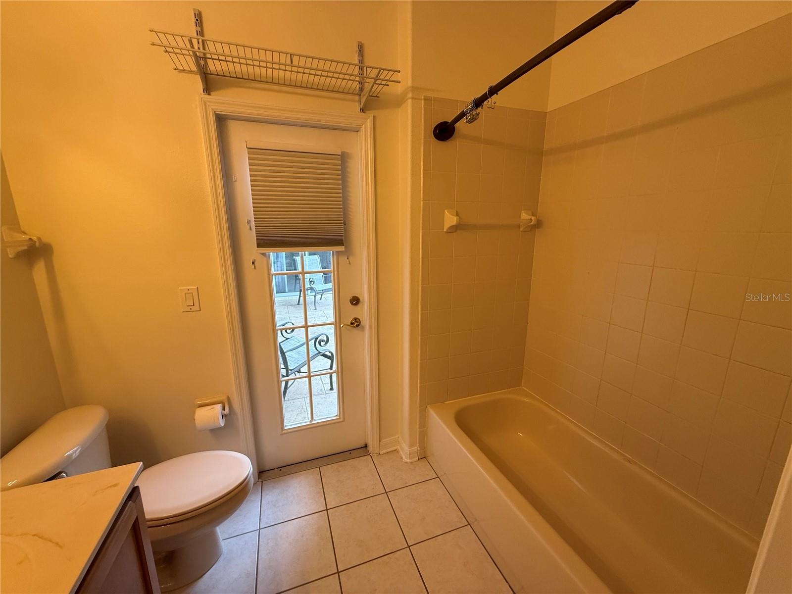 RICHMOND PLACE PH 4 - Residential Lease