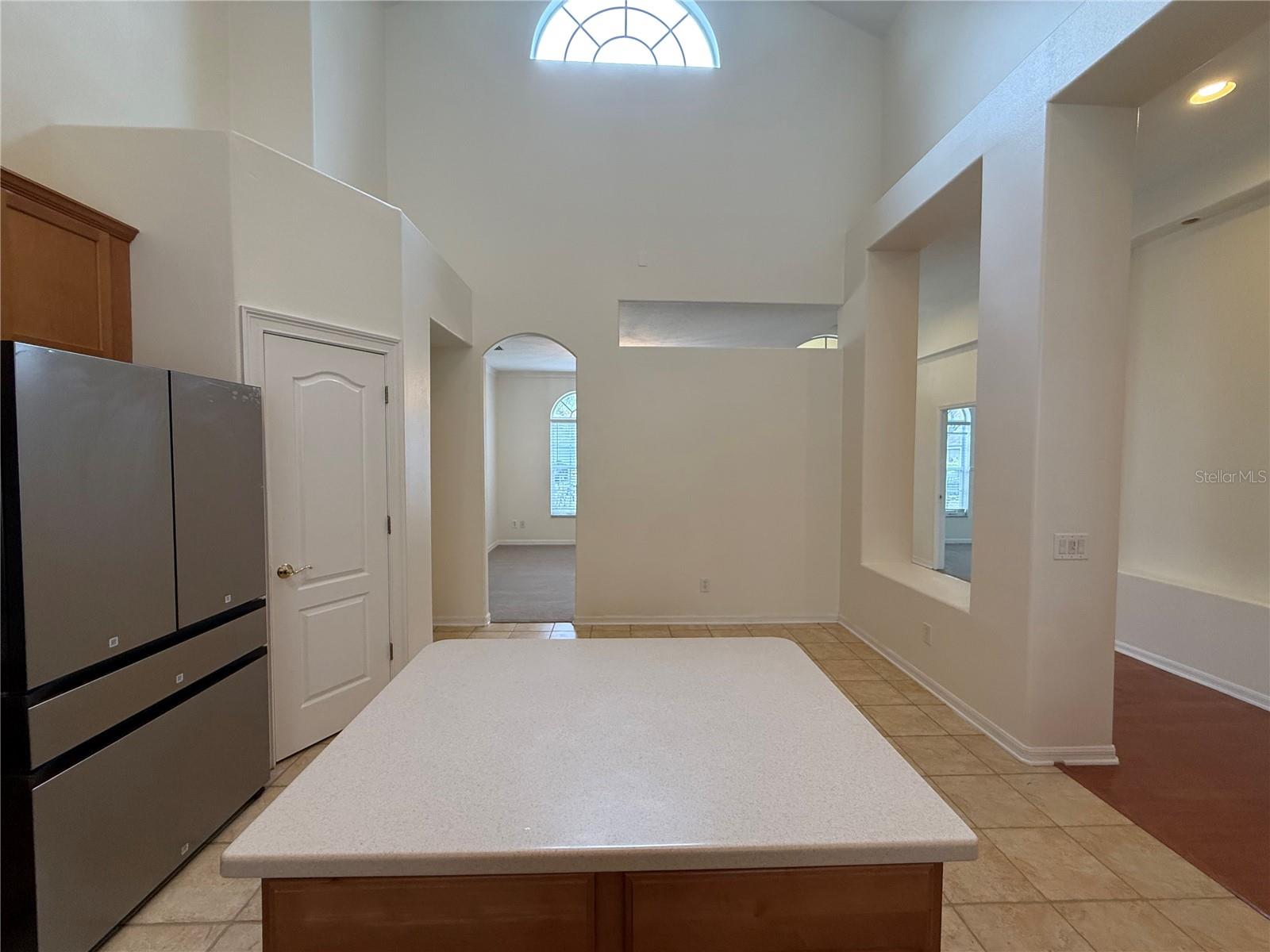 RICHMOND PLACE PH 4 - Residential Lease