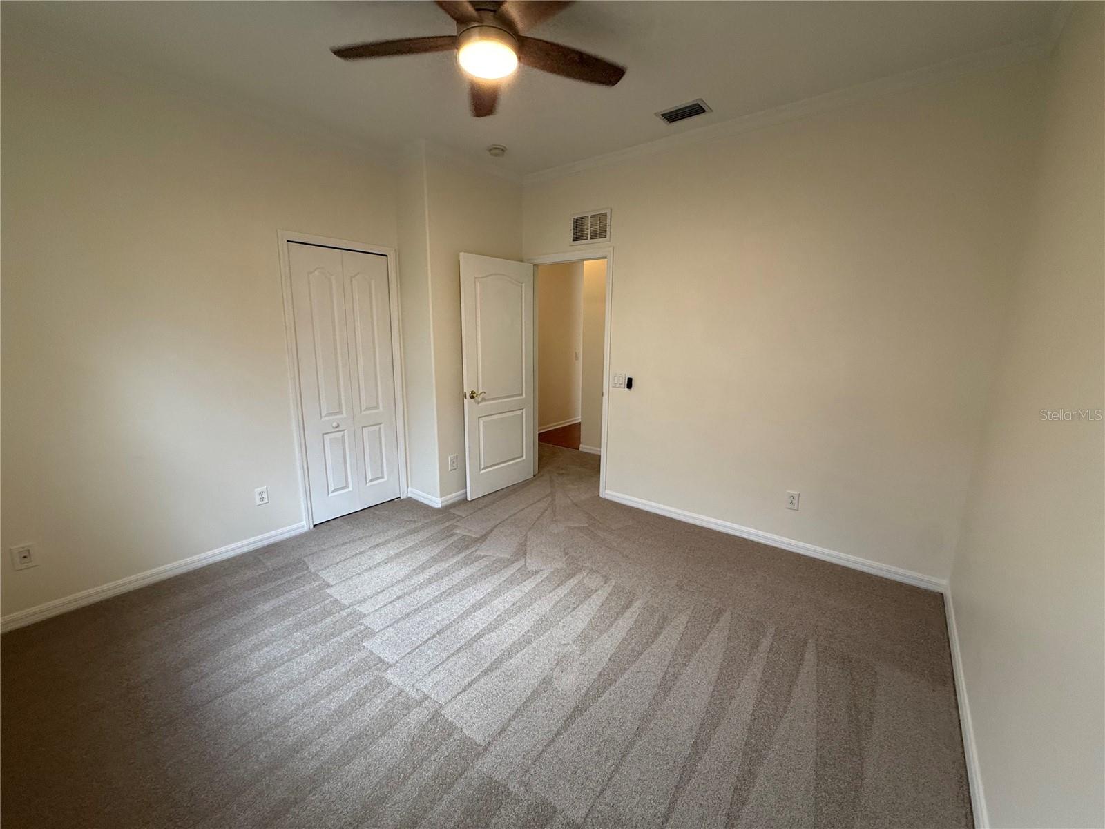 RICHMOND PLACE PH 4 - Residential Lease