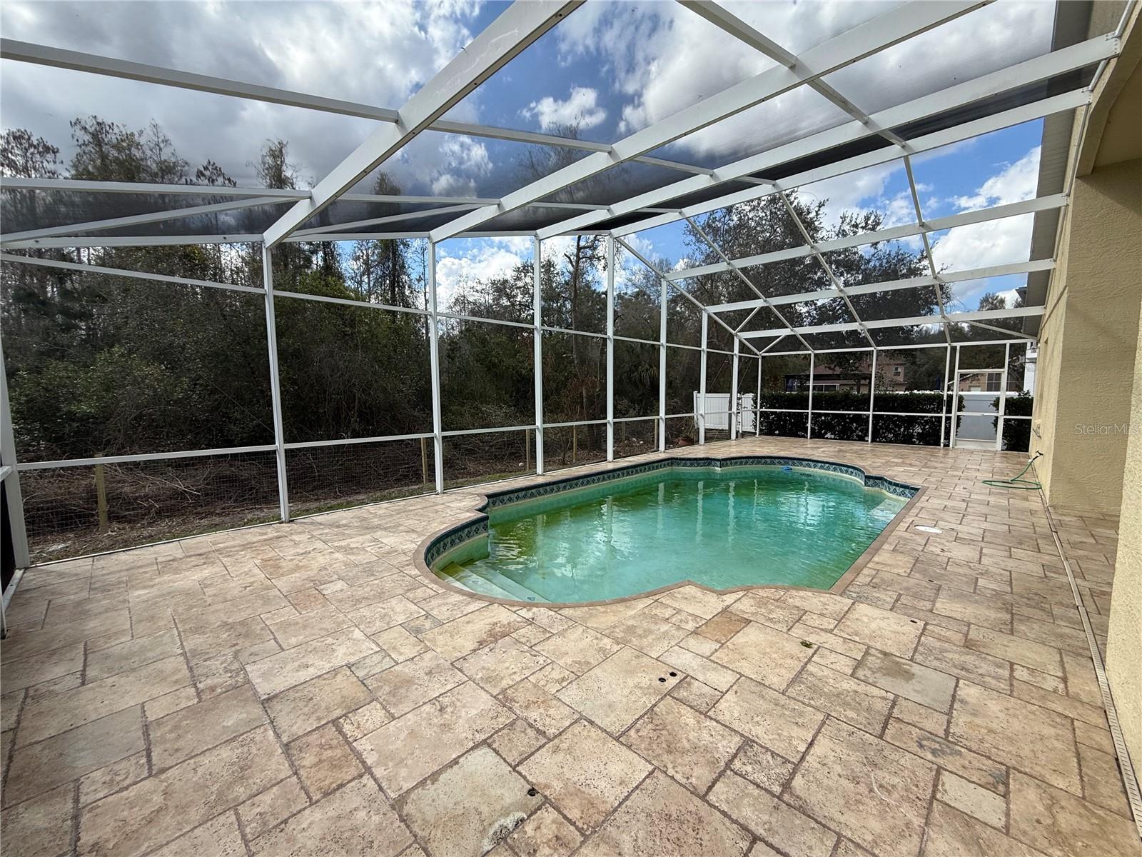 RICHMOND PLACE PH 4 - Residential Lease