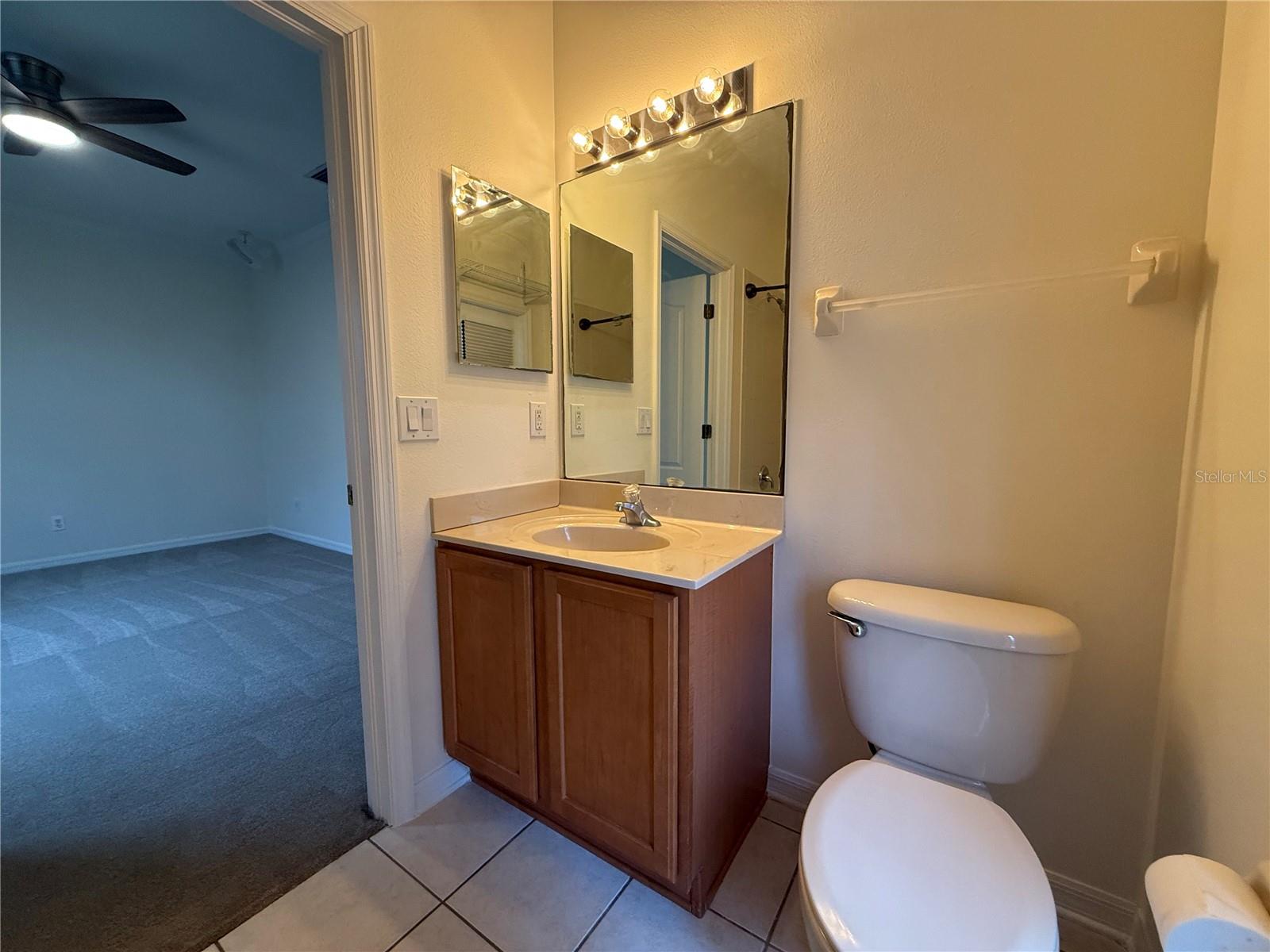 RICHMOND PLACE PH 4 - Residential Lease