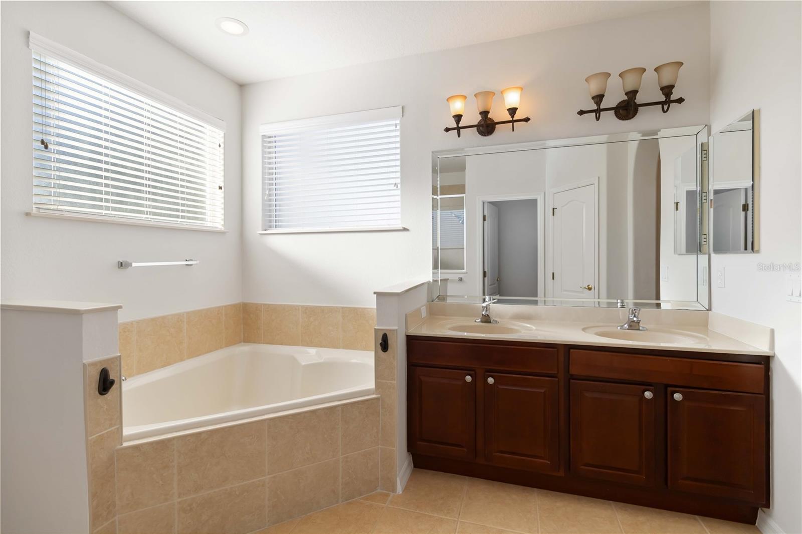 EAGLE CRK PH 01B - Residential