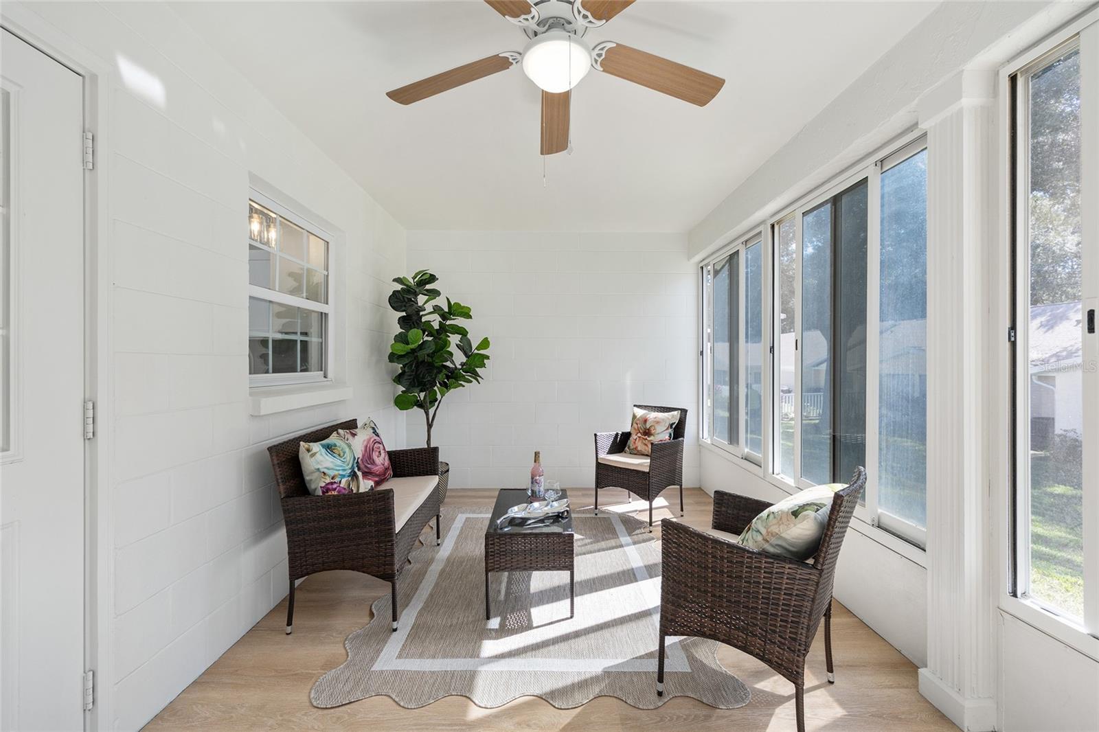 ON TOP OF THE WORLD - Residential