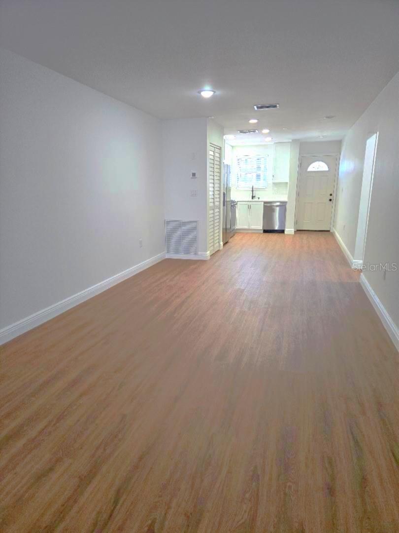 TOWN SHORES OF GULFPORT - Residential Lease