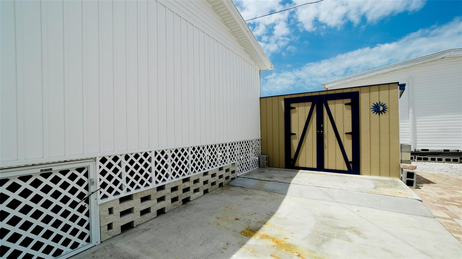 PARADISE BAY ESTATES CO-OP - Residential