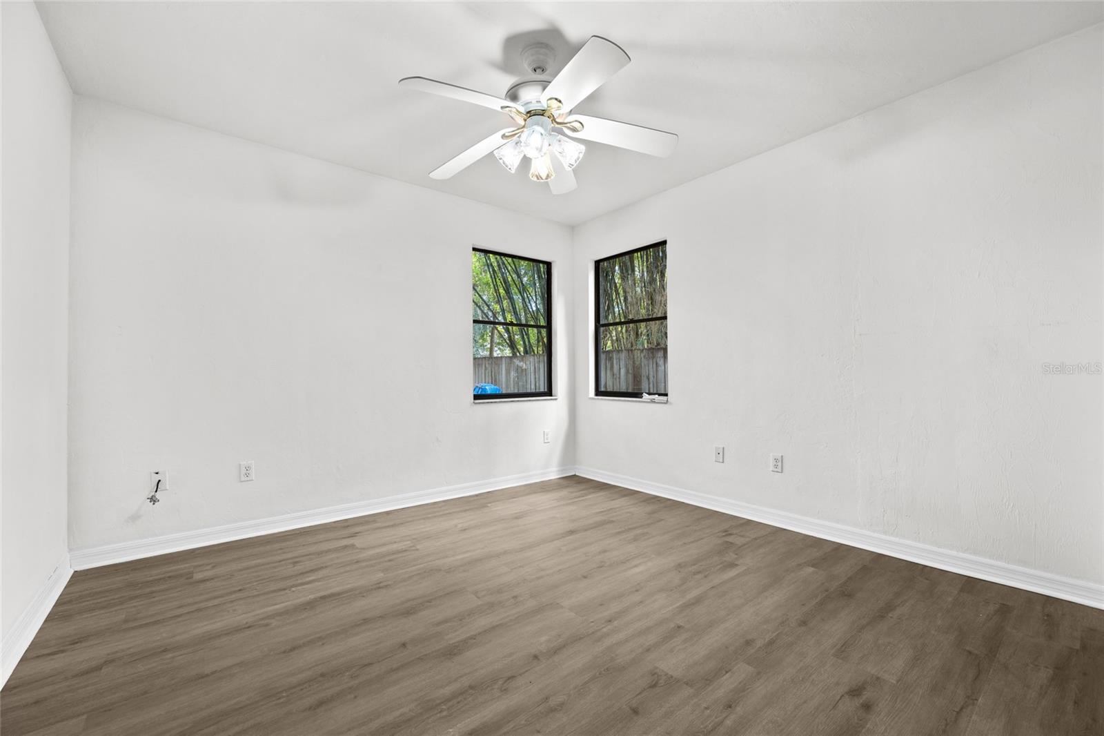 Photo 16 of 27 of 7007 NW 51ST TERRACE house