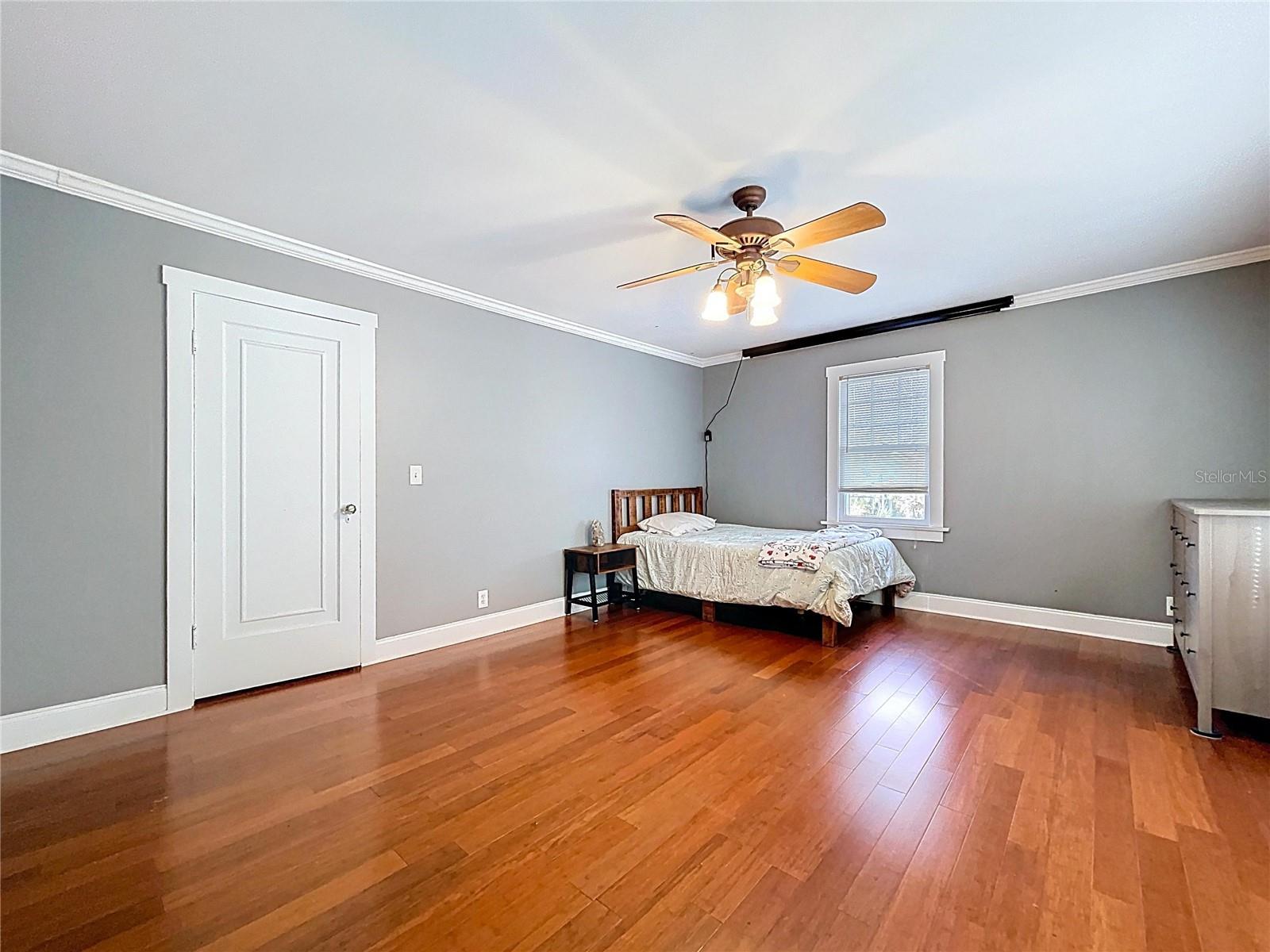 CONGRESS PARK - Residential