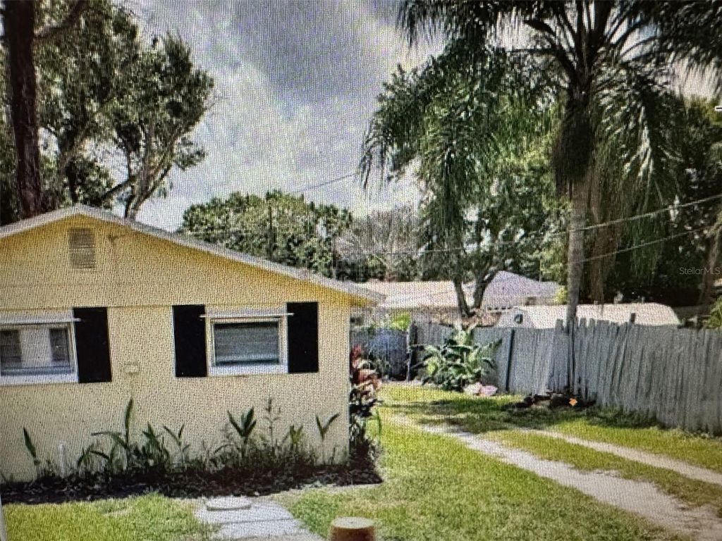 Photo of 4109 Nelson Avenue, Sarasota, FL 34231 (MLS # A4676538)