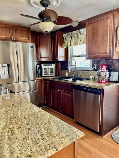 COUNTRY CLUB ESTATES - Residential