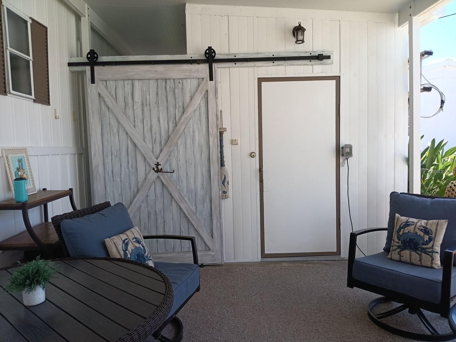 COUNTRY CLUB ESTATES - Residential