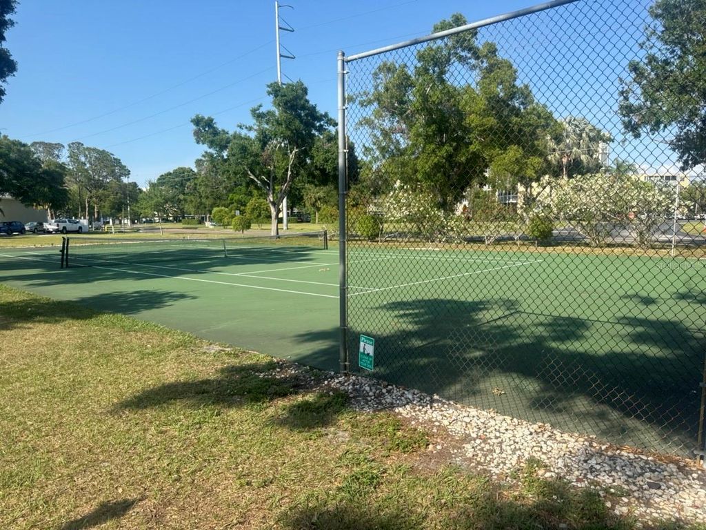 Photo of 101 Lake Avenue NE #121, Largo, FL 33771 (MLS # TB8398172)