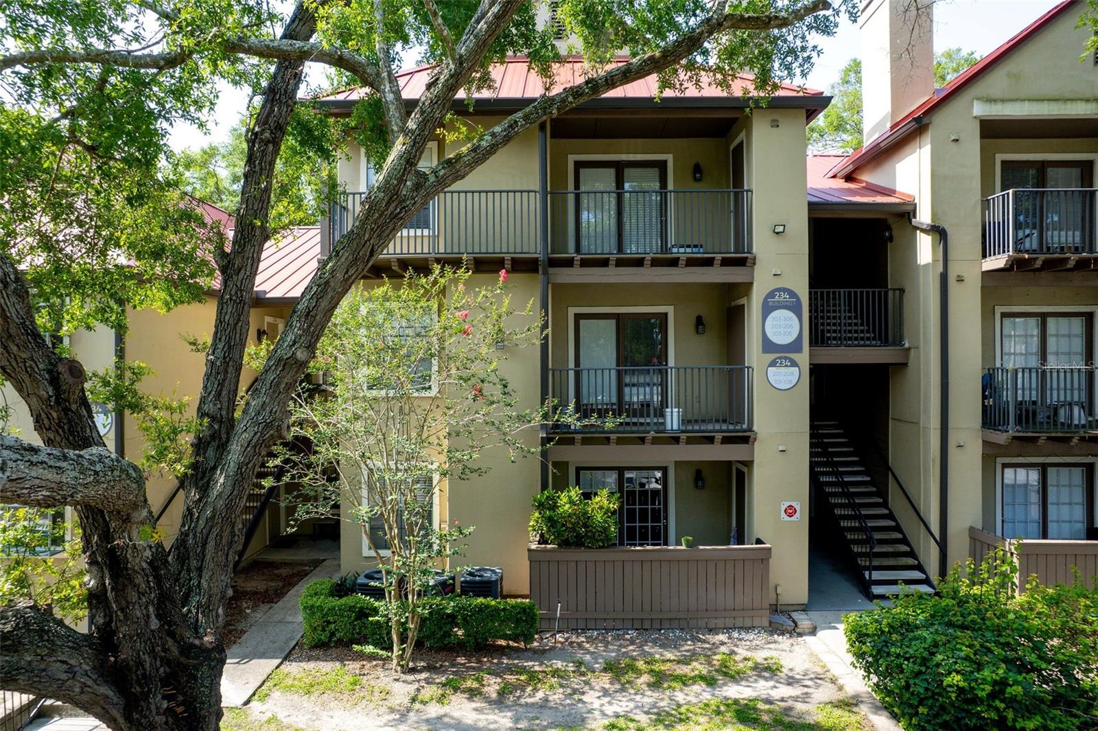 234 AFTON SQUARE 305