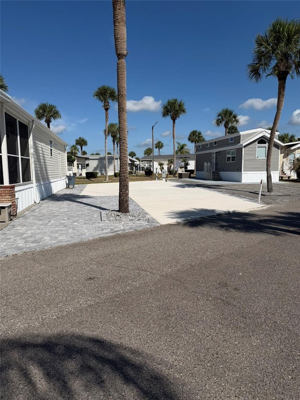 Photo of 9000 Us Hwy 192 #833, Clermont, FL 34714 (MLS # S5149040)