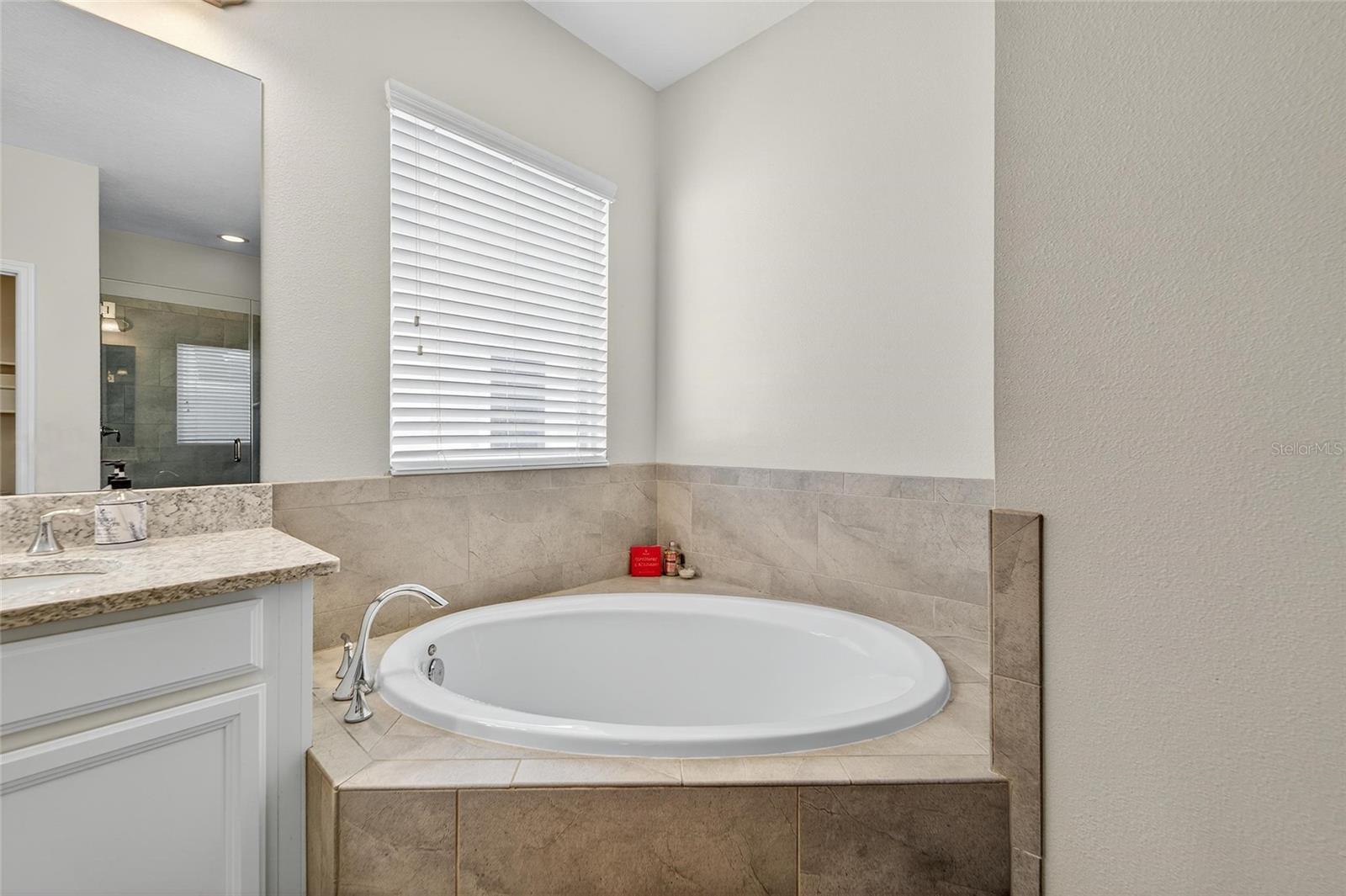 FISHHAWK RANCH WEST PH 1B/1C - Residential