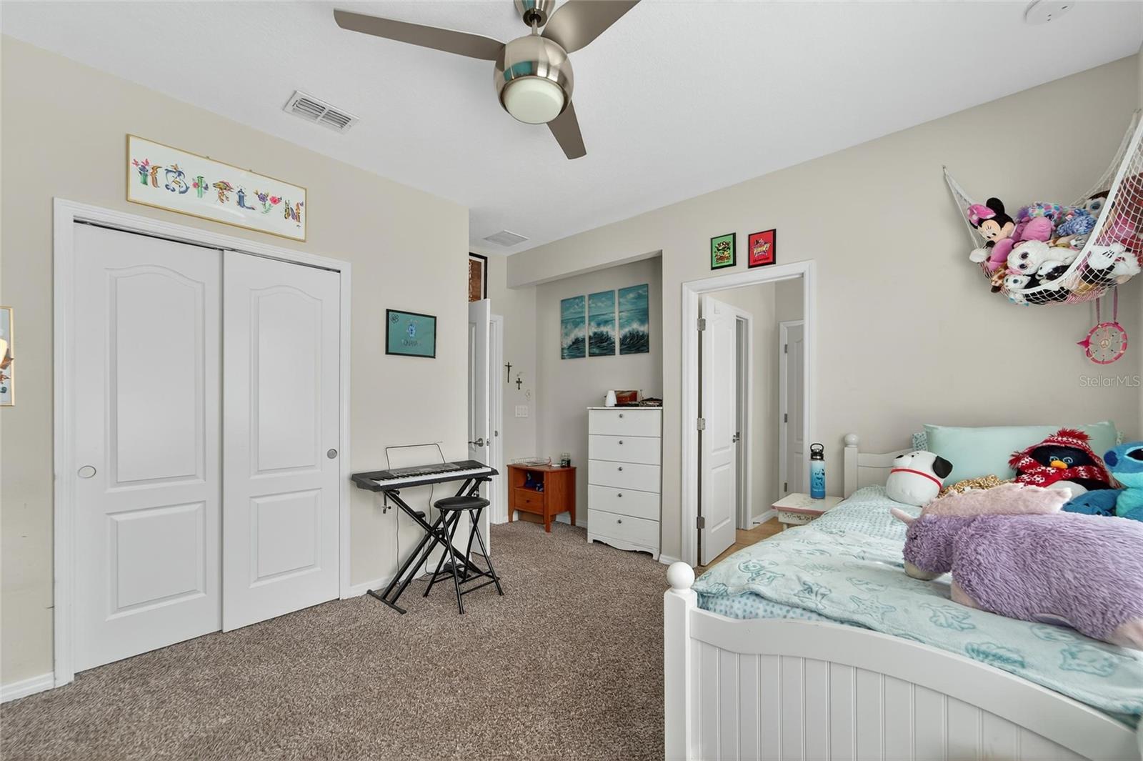 FISHHAWK RANCH WEST PH 1B/1C - Residential