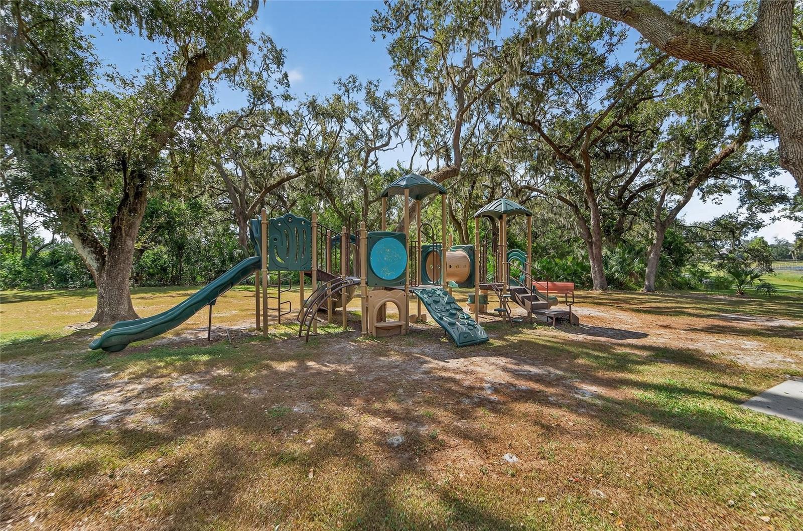 FISHHAWK RANCH WEST PH 1B/1C - Residential