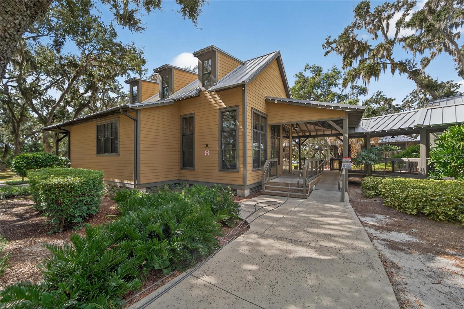 FISHHAWK RANCH WEST PH 1B/1C - Residential