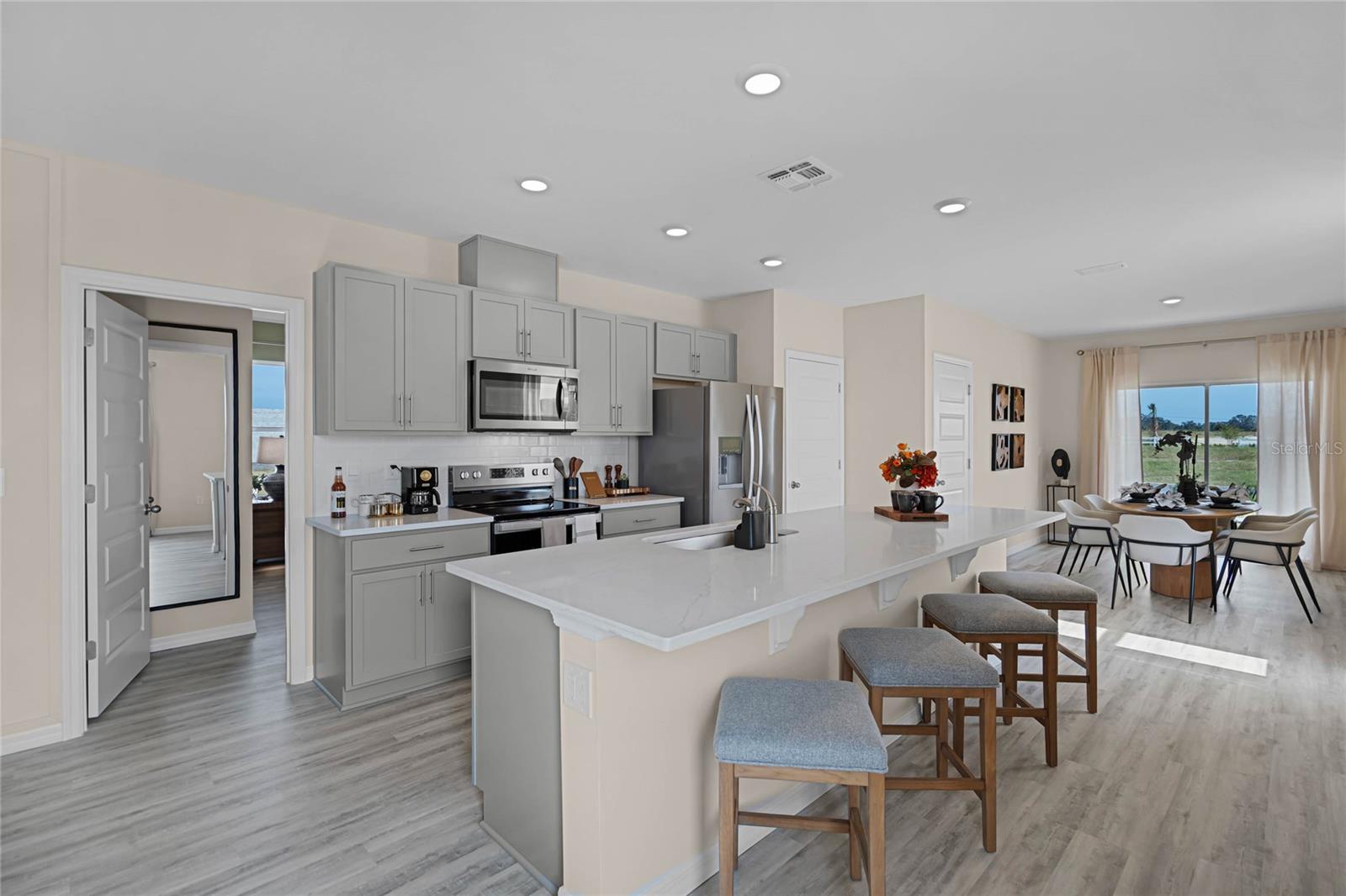 HARMONY ON LAKE ELOISE PHASE 2 - Residential