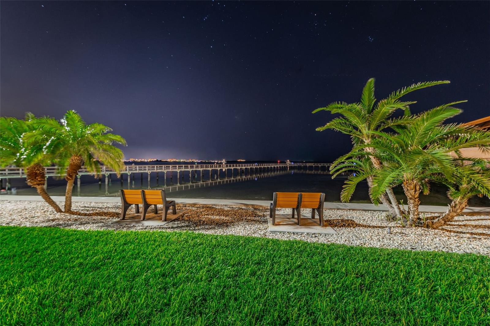 EDGEWATER ARMS 2ND CONDO - Residential