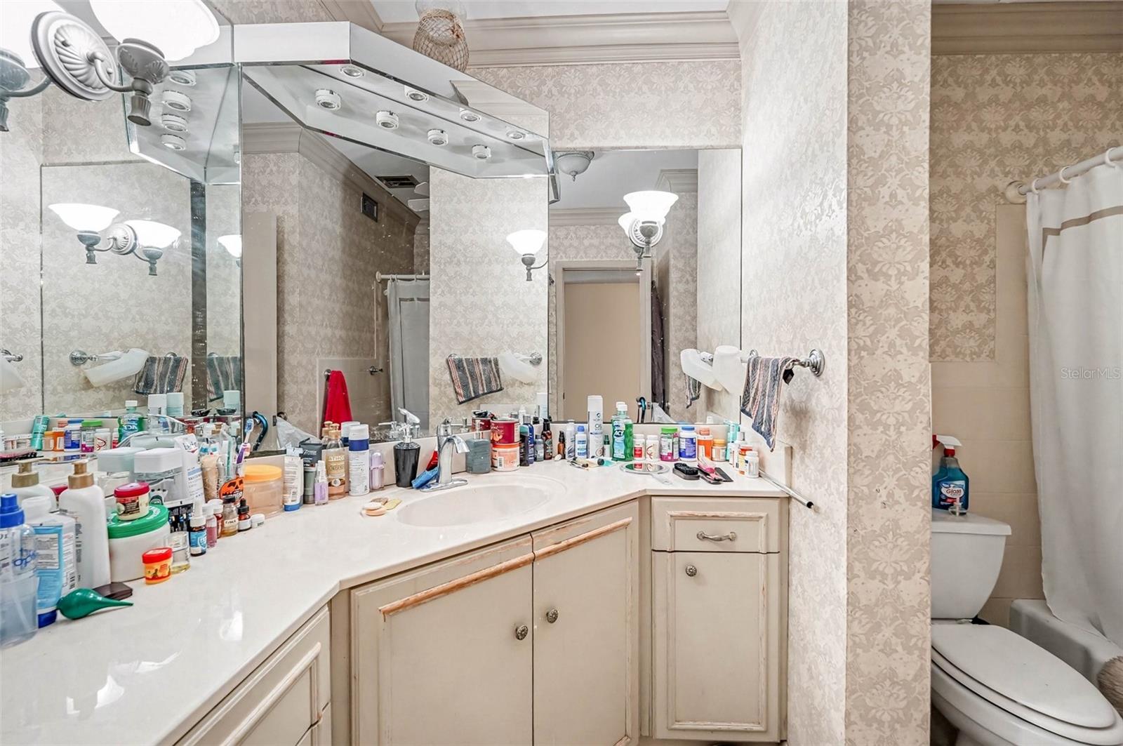 VISTA DEL MAR CONDO - Residential