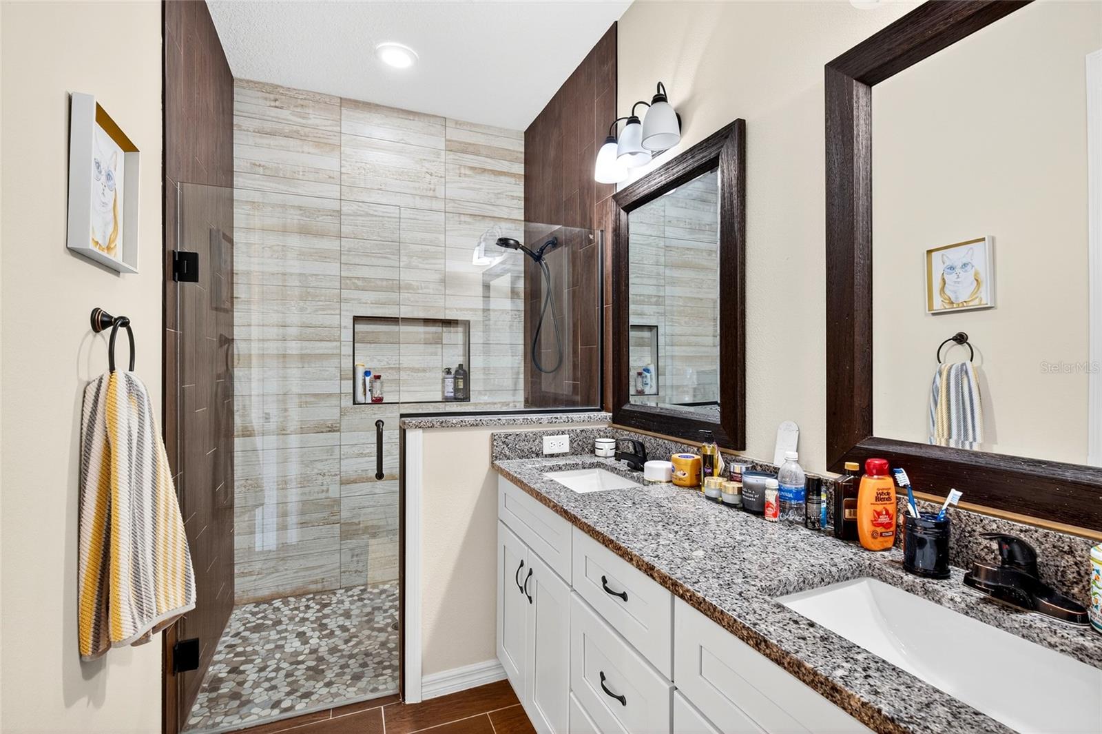 MARION OAKS UN 04 - Residential