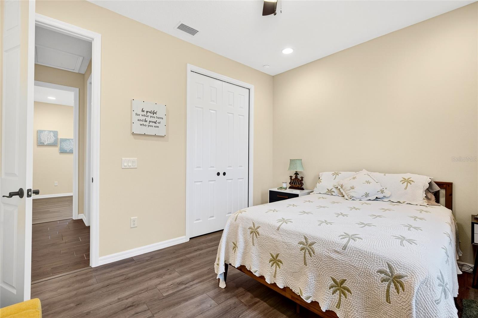 MARION OAKS UN 04 - Residential