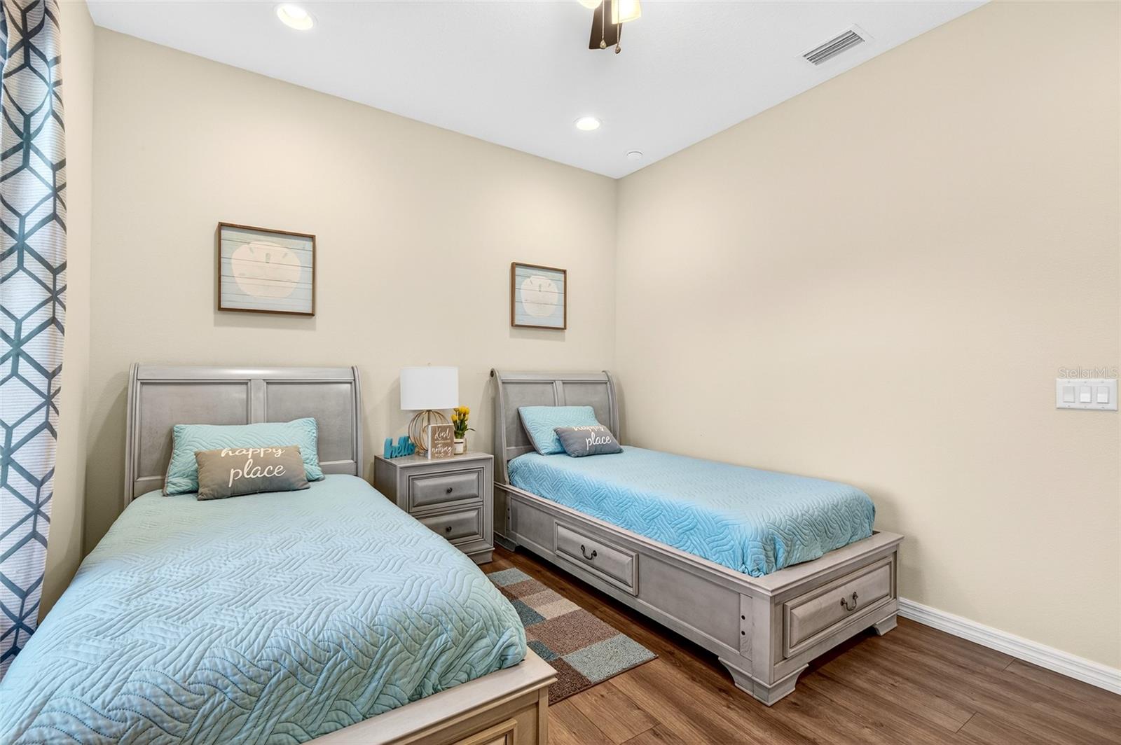 MARION OAKS UN 04 - Residential