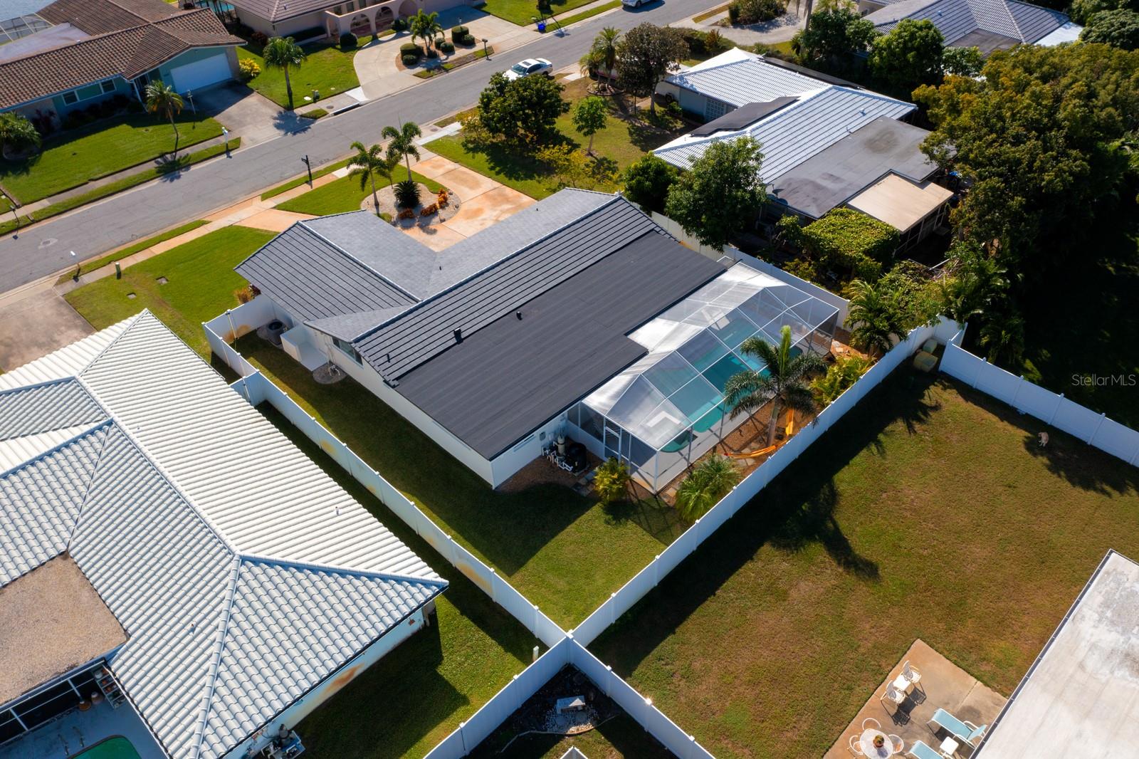 HILLCREST MANOR 1ST ADD - Residential