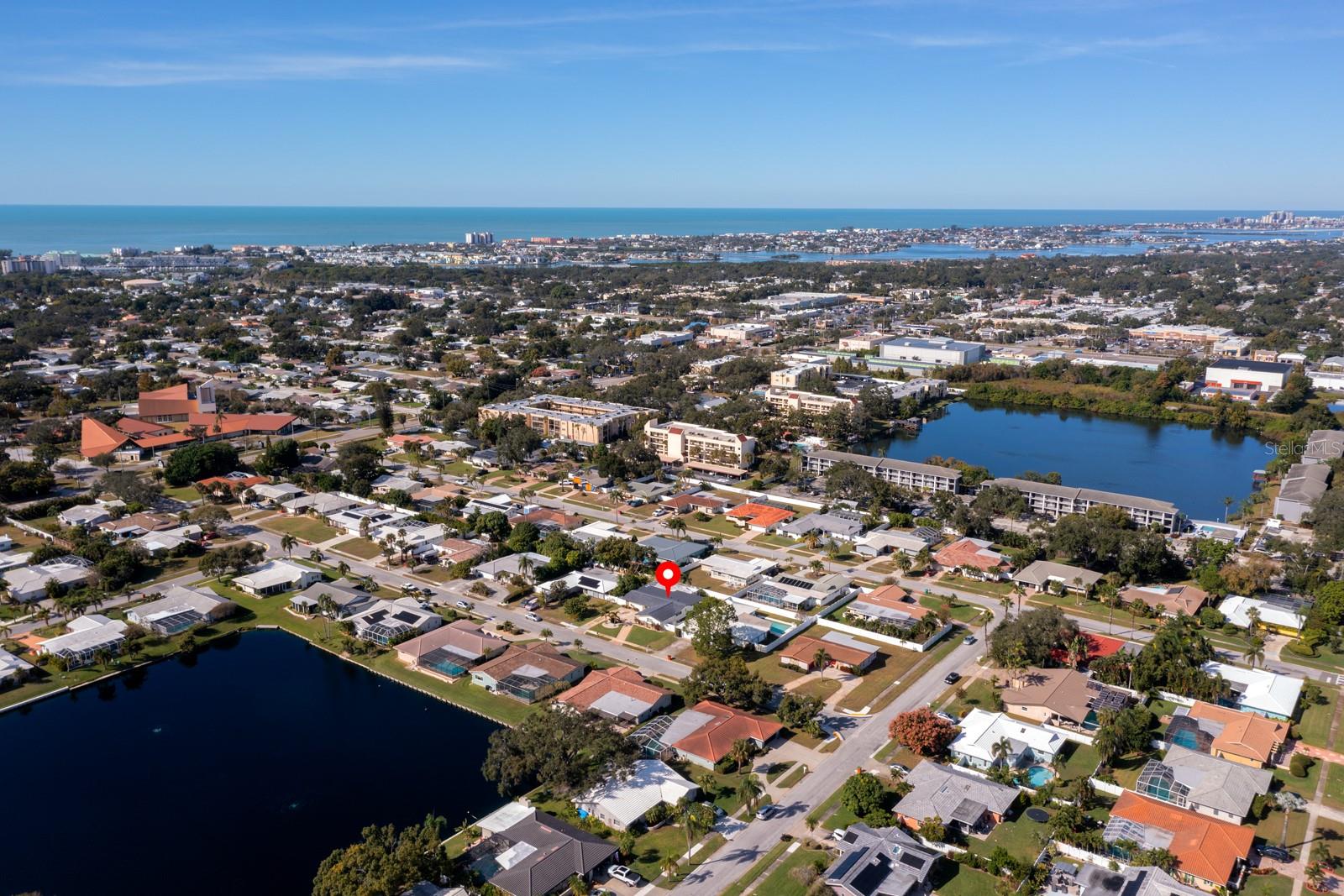 HILLCREST MANOR 1ST ADD - Residential