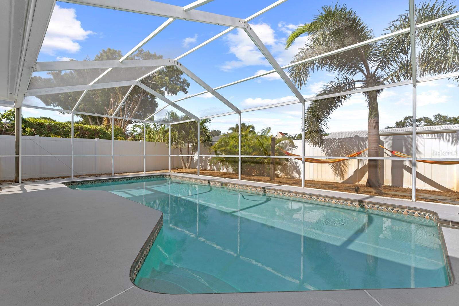 HILLCREST MANOR 1ST ADD - Residential