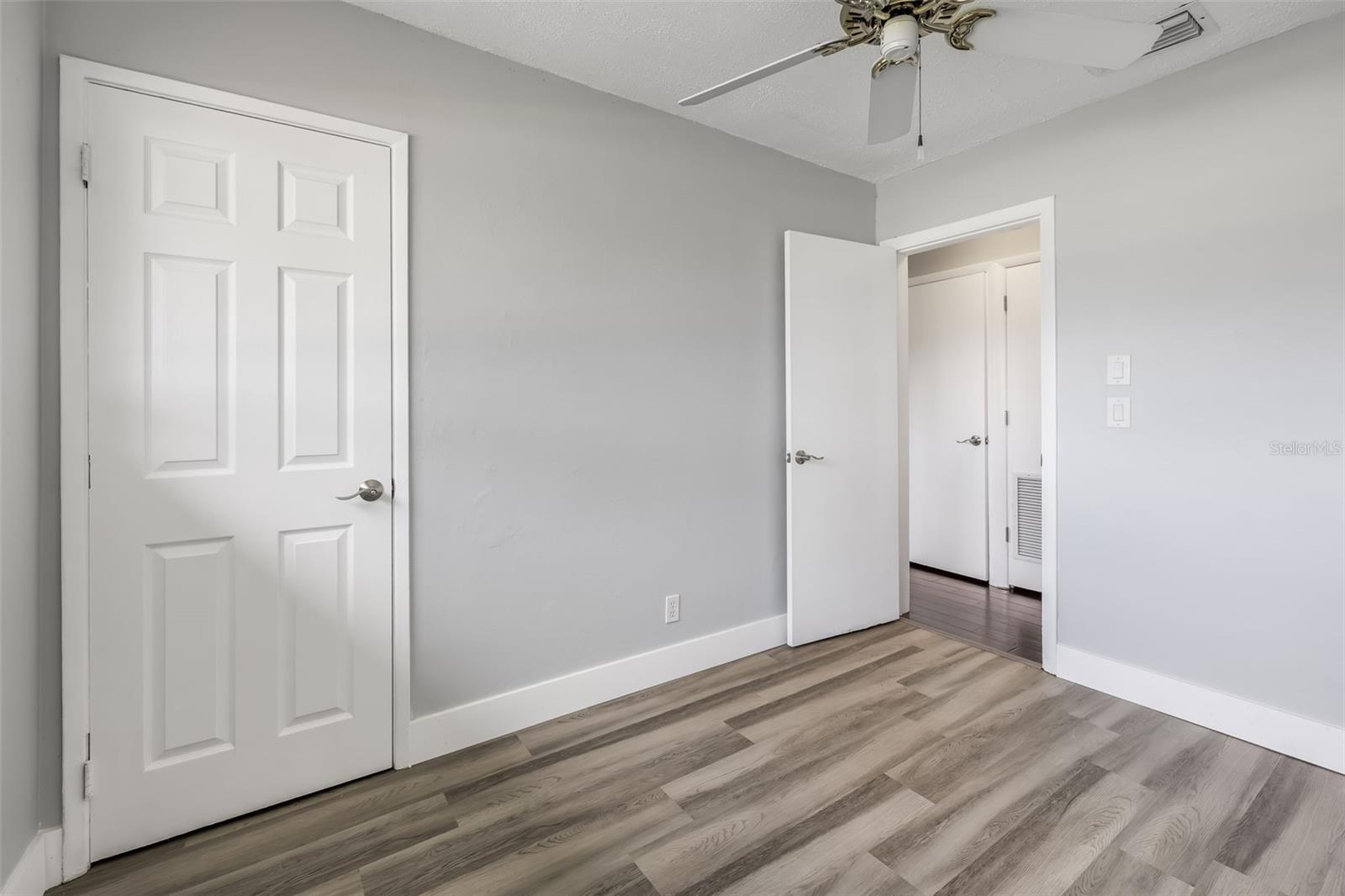 FAIRFAX BROLLIAR ADD SEC 5 - Residential