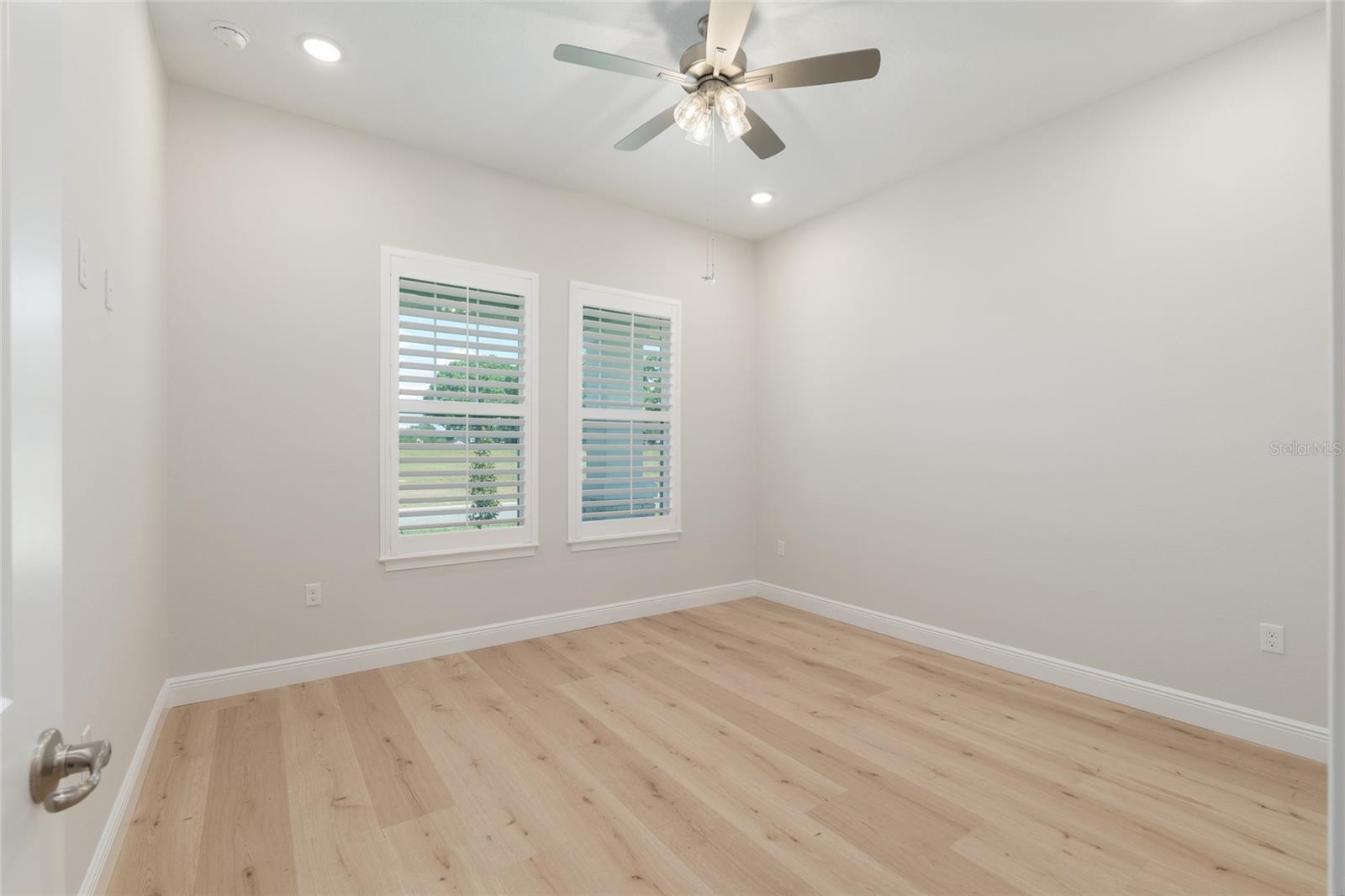 IRISH ACRES - Residential