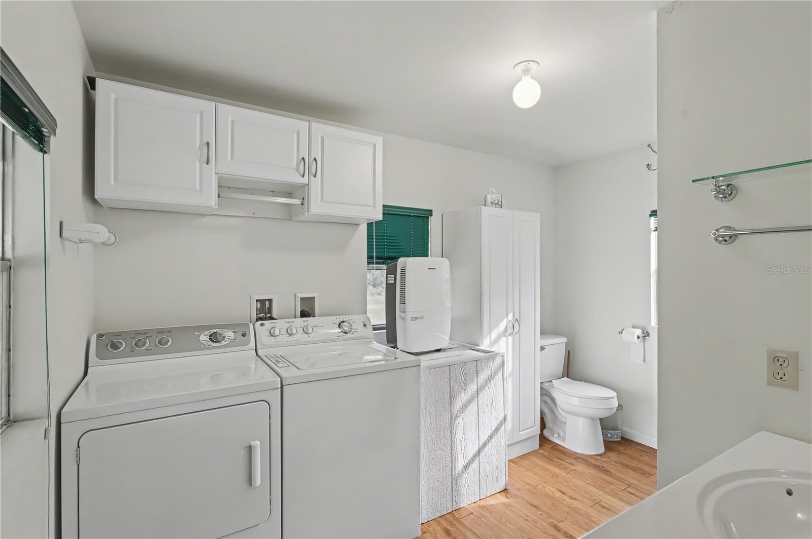 FLORIDA TUNG OIL GRVS INC DEVE - Residential