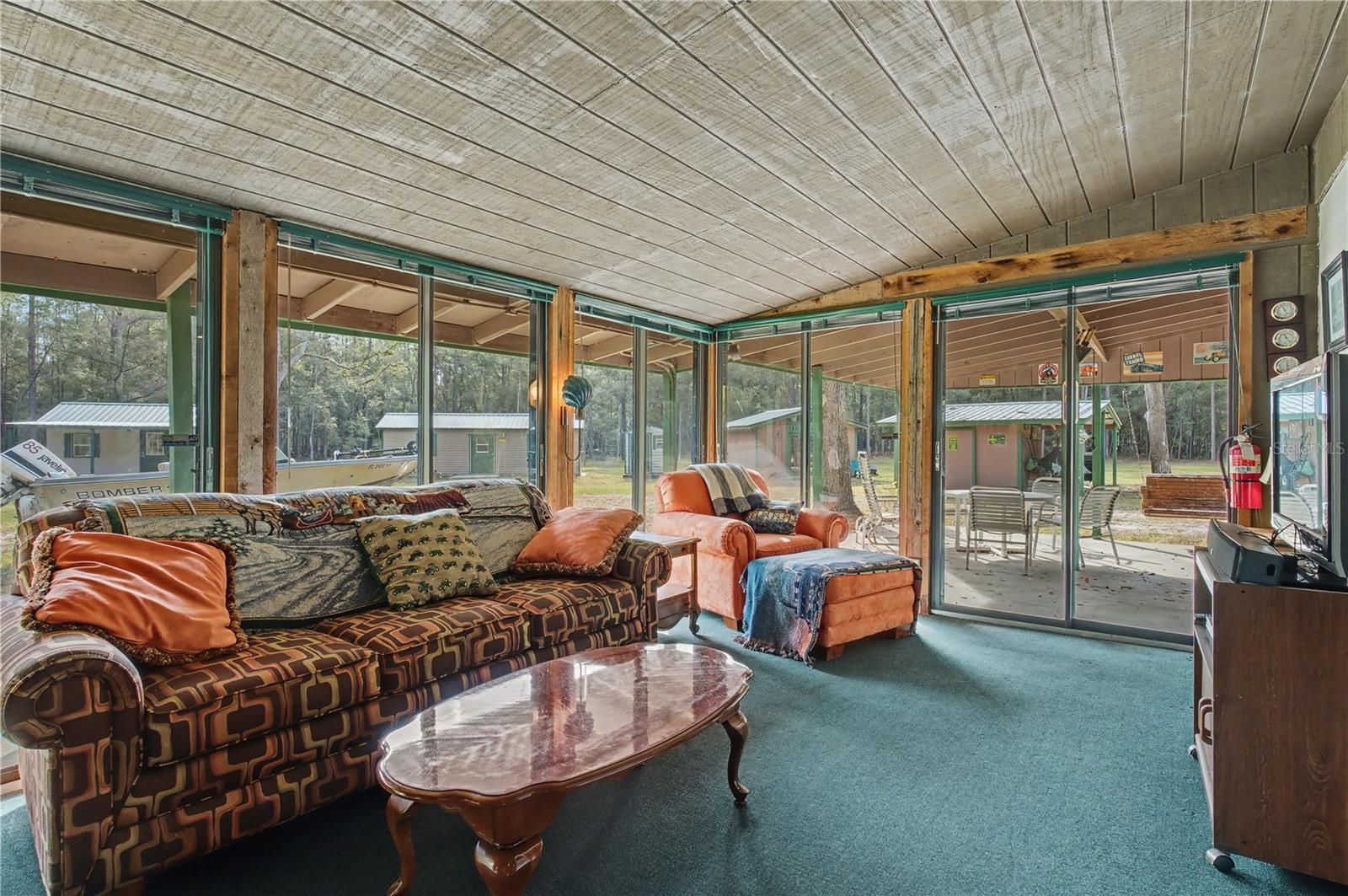 FLORIDA TUNG OIL GRVS INC DEVE - Residential