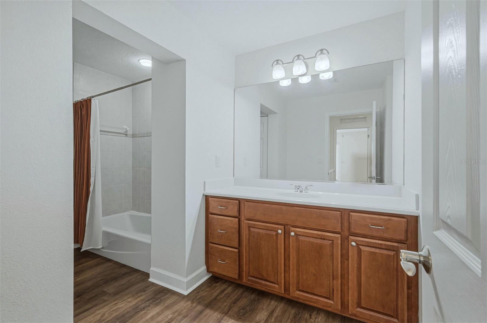 BLACKBURN POINT MARINA VILLAGE - Residential