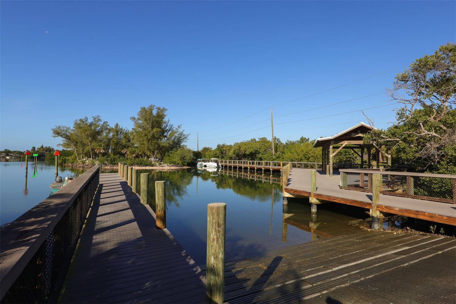 BLACKBURN POINT MARINA VILLAGE - Residential