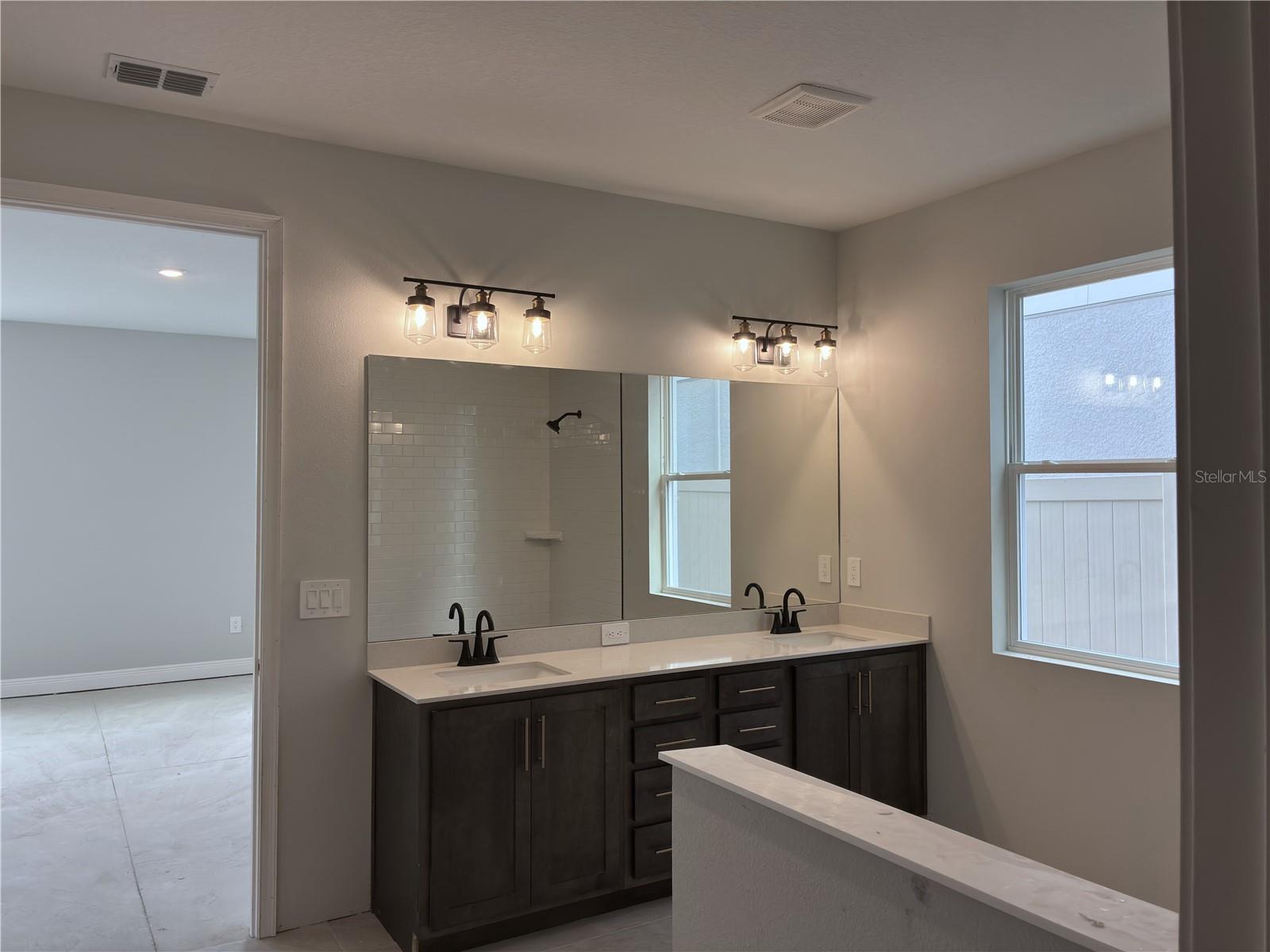 OAKFIELD TRAILS WEST - Residential