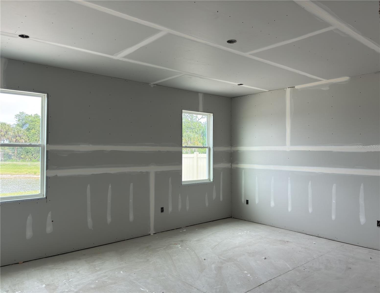 OAKFIELD TRAILS WEST - Residential